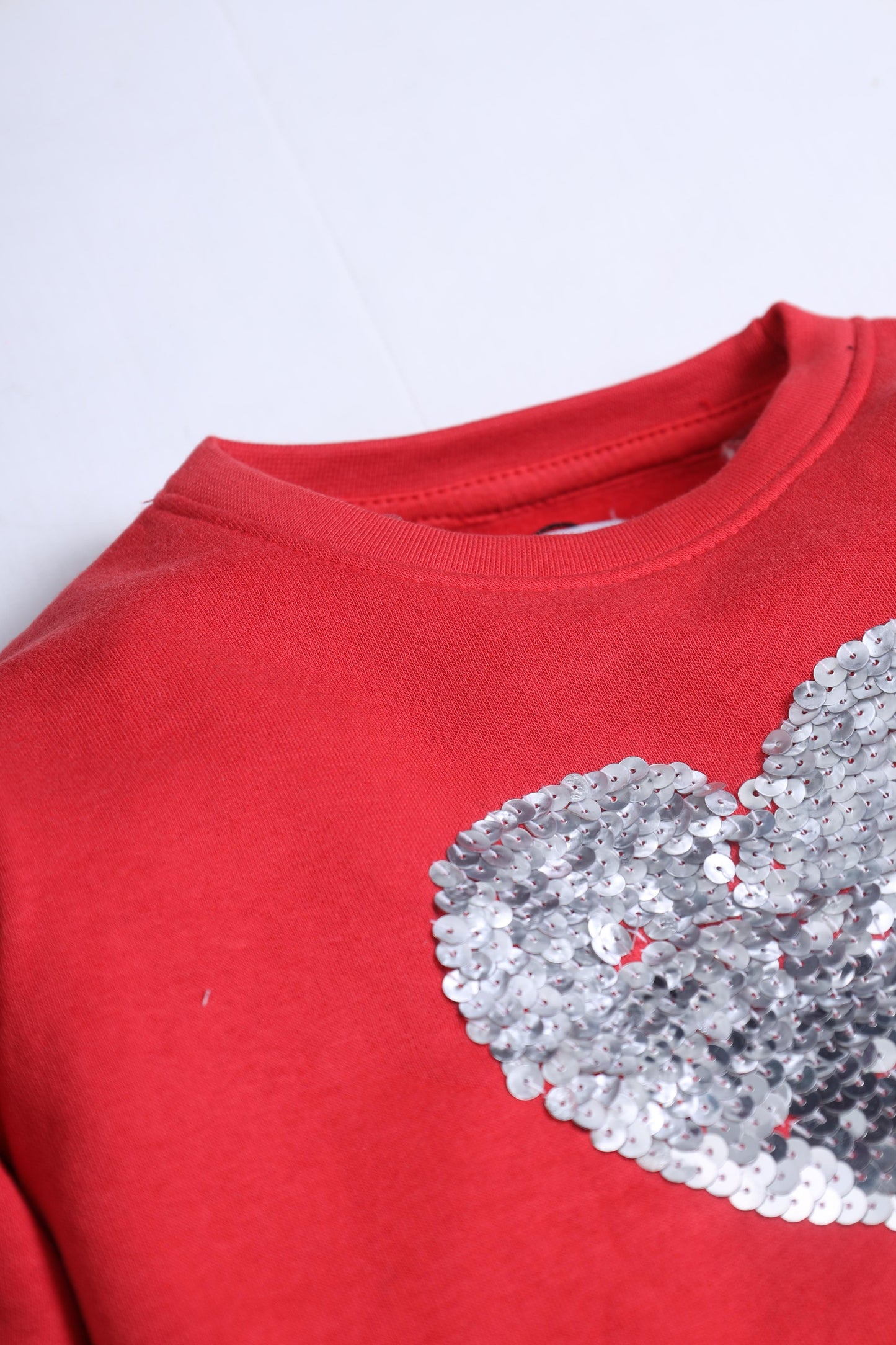 Heart sequins sweatshirt