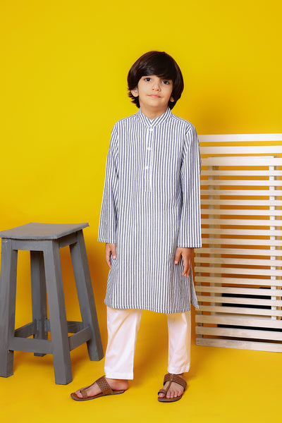 Stripes stylish kurta for boys with Side Pocket 100% Cotton fabric