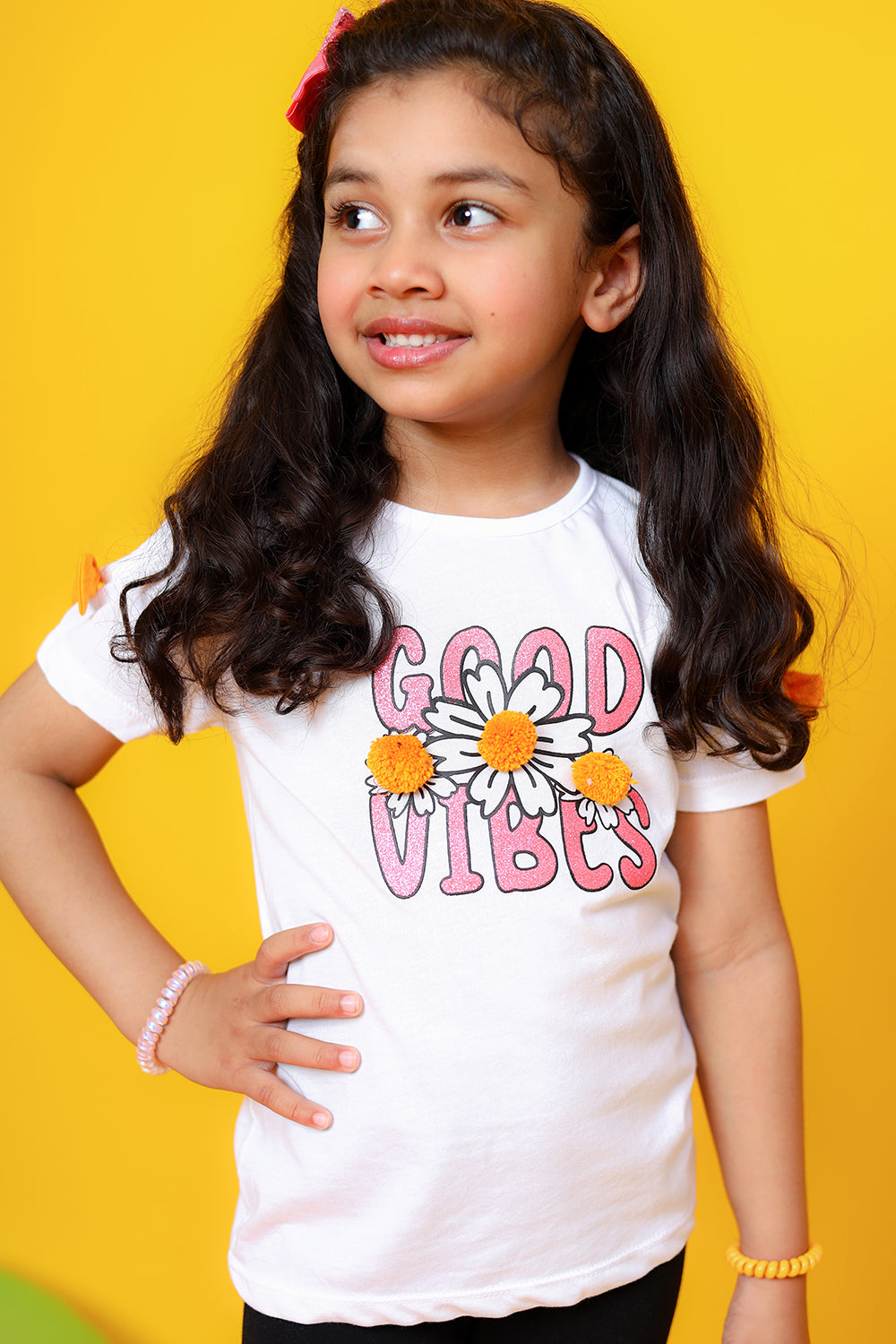 Good vibes graphic T-shirt with 3D pom pom balls 100% cotton jersey fabric