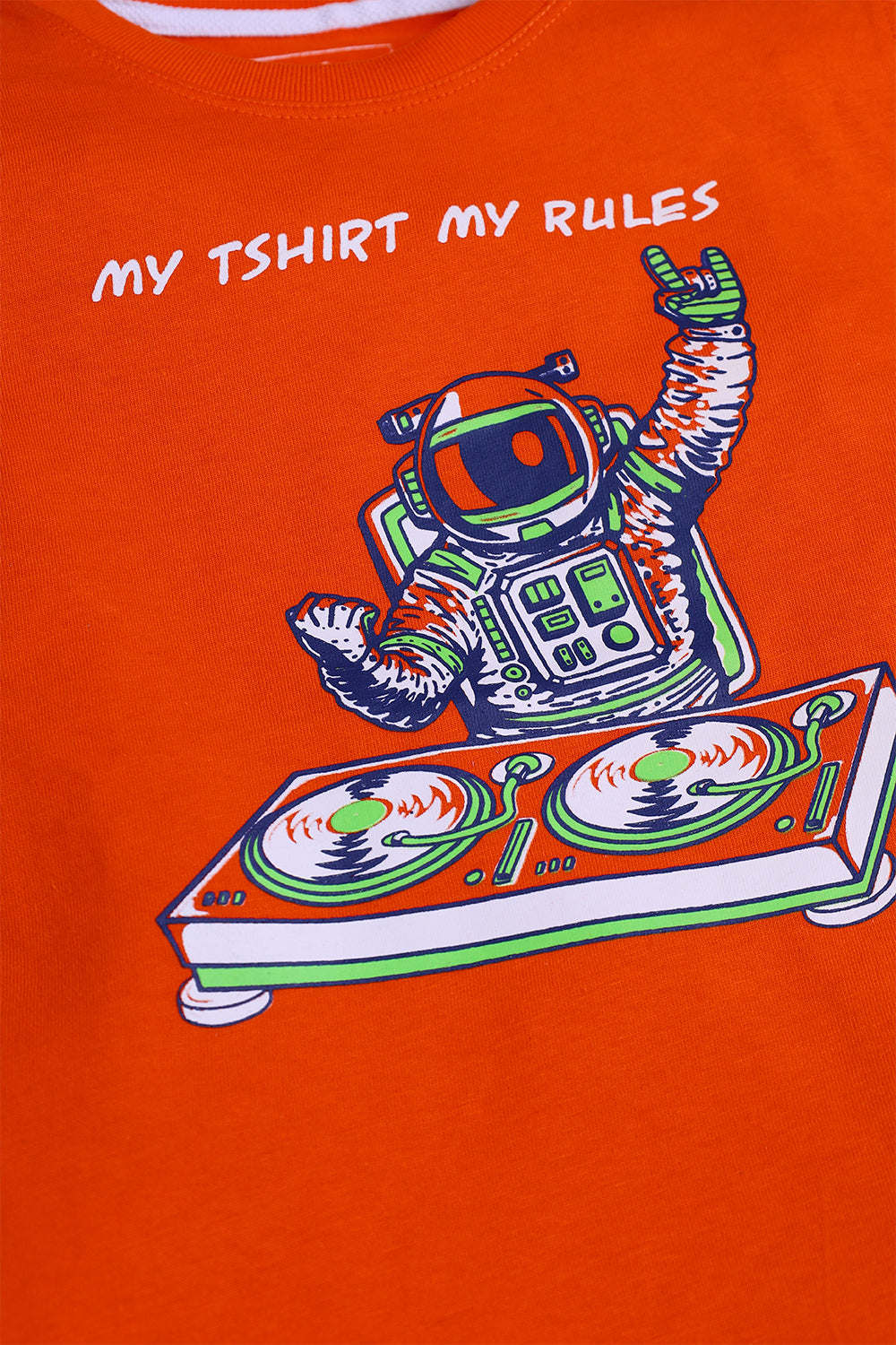 Astronaut graphic T-shirt 100% cotton jersey fabric